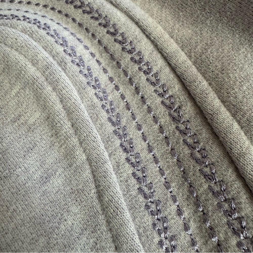 Lululemon Cuddle Up Sweater - Picture 4 of 10